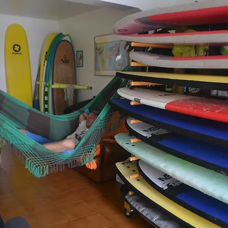 Hostel Surf House Peniche *