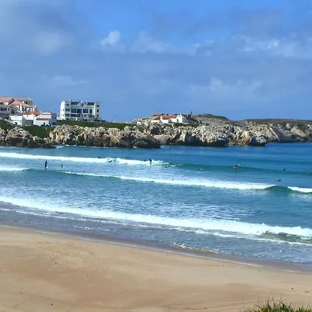 Hostel Surf House Peniche Baleal