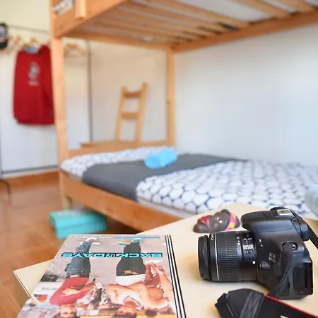 Hostel Surf House Peniche *