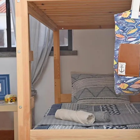Hostel Surf House Peniche