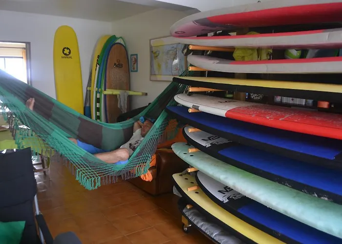 Albergue Surf House Peniche *