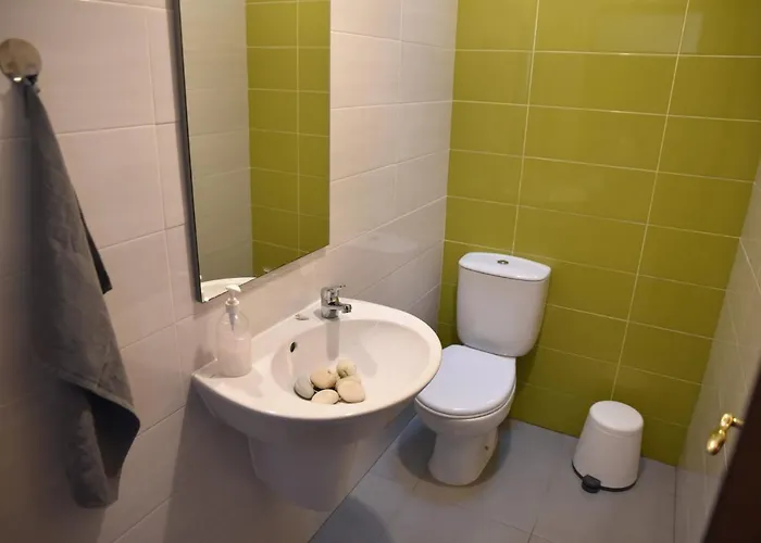 Surf House Peniche Albergue